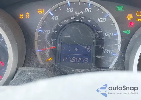 2011 Honda Fit Sport z USA, uszkodzony, nr VIN JHMGE8H54BC011209